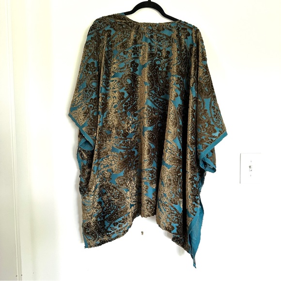 Handmade Teal and Olive Kimono - Picture 3 of 9
